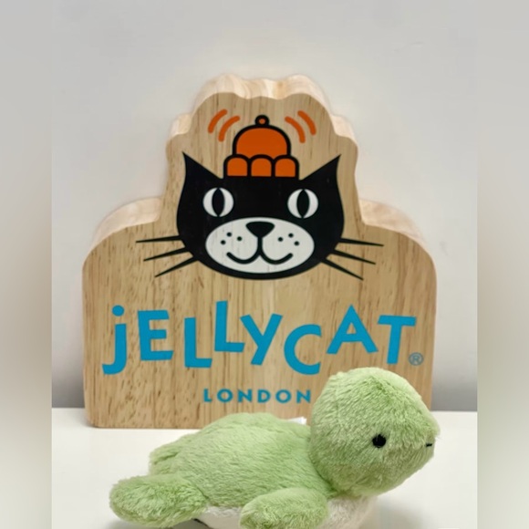 Jellycat Fluffy Turtle Brand New with Tags (BNWT) - Picture 5 of 5